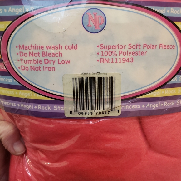 Fleece Throw Duo - Picture 5 of 5